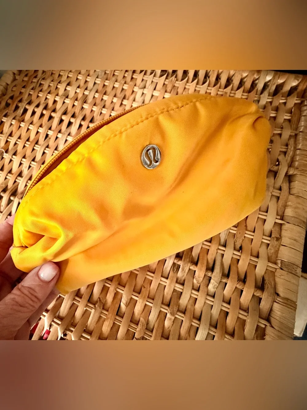 Lululemon  OS Zipper Pouch (Honey Lemon)